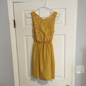 Anthropologie Maeve yellow dress with pockets.